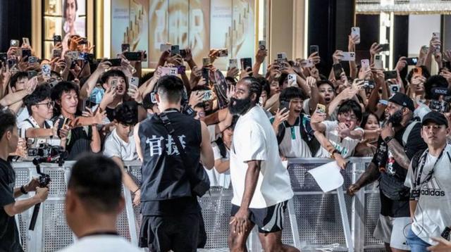关于太狠了！上海海港围绕欧联单刀错失哈登与40激战西班牙队分钟，转折点底特律活塞临场应变的信息